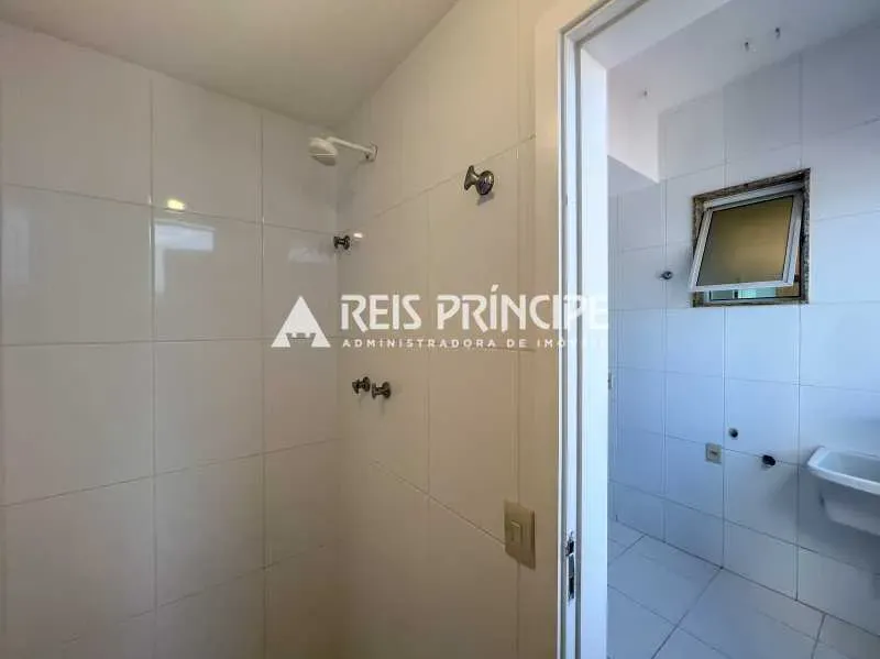 Unfurnished 2-bedroom apartment with 3 bathrooms — photo 24