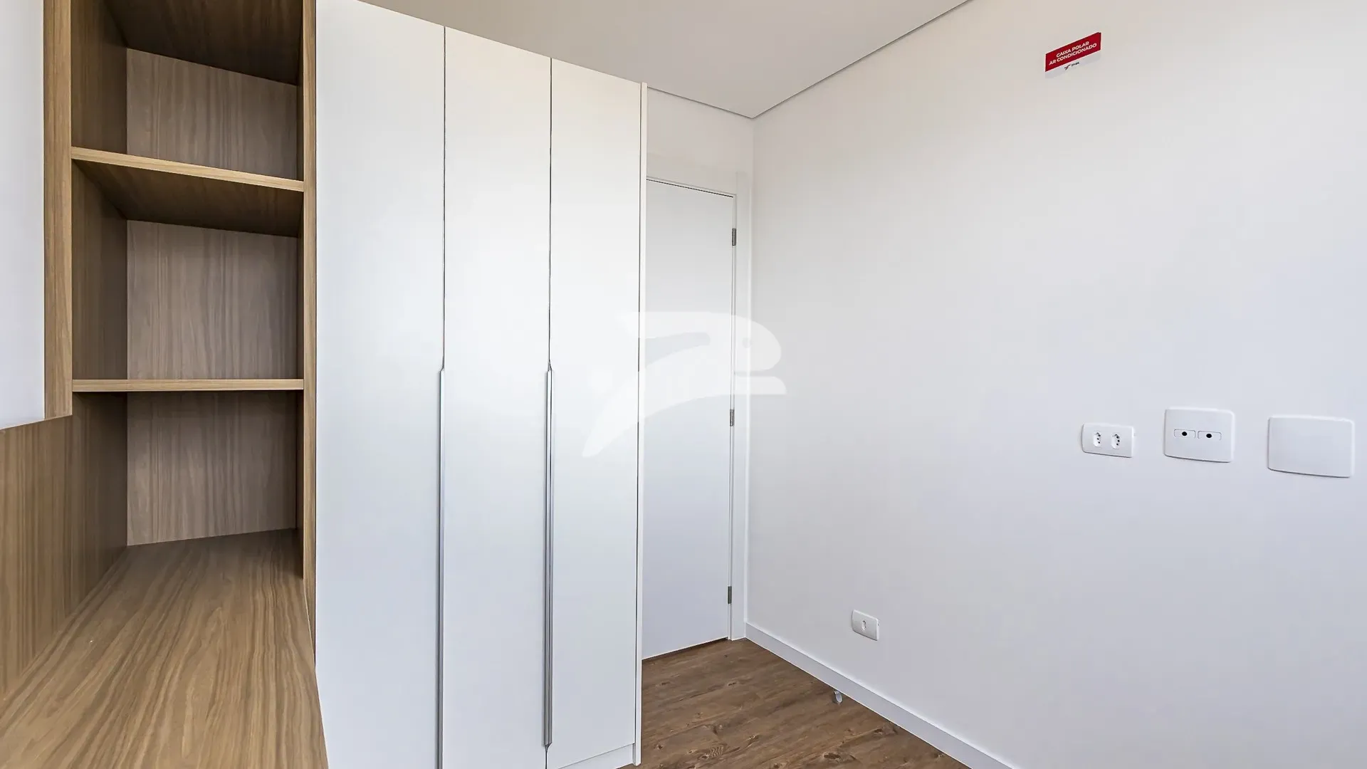 Unfurnished 94 m² apartment with 2 bedrooms and parking — photo 6
