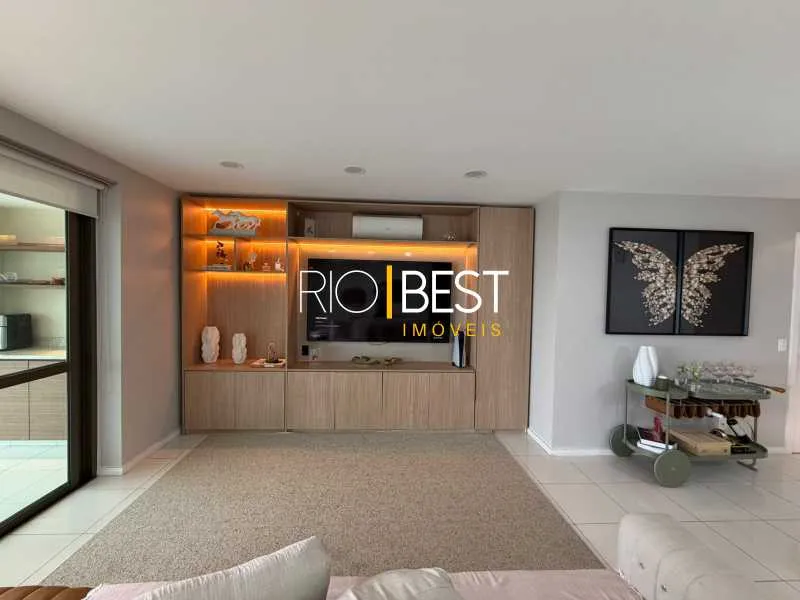 4-bedroom apartment with 5 bathrooms and 3 parking spots — photo 11
