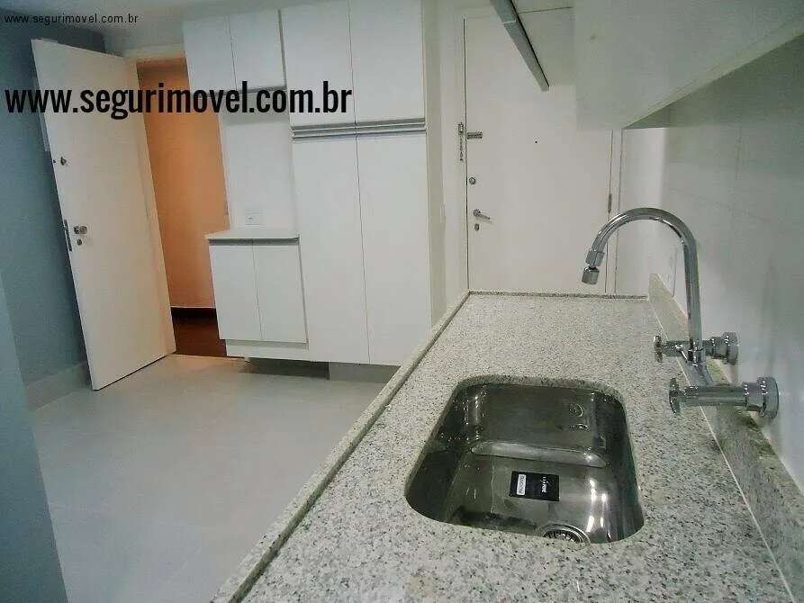 Apartamento de 3 quartos com 3 banheiros e 2 vagas — photo 15