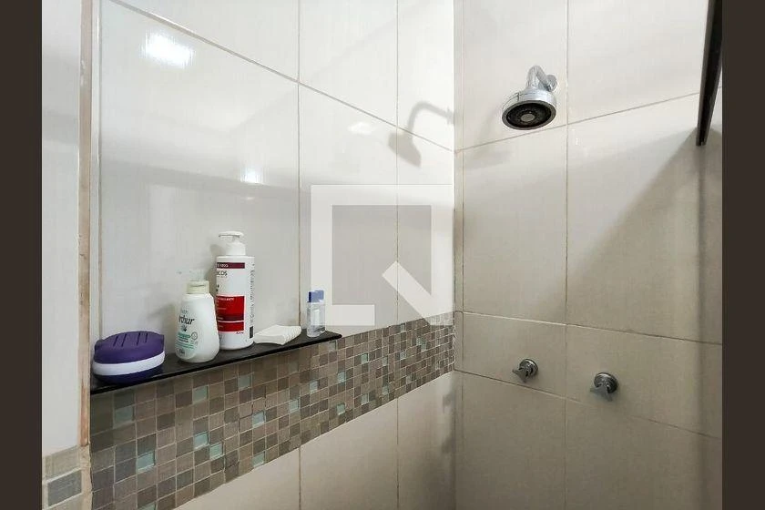 Rental apartment with 3 bedrooms and 208 m² — photo 4