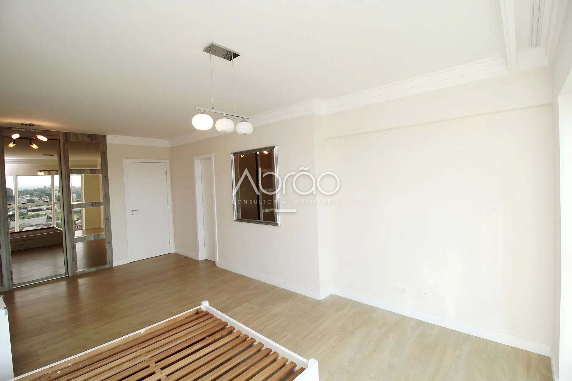 Furnished duplex apartment with 4 suites and 5 baths — photo 26