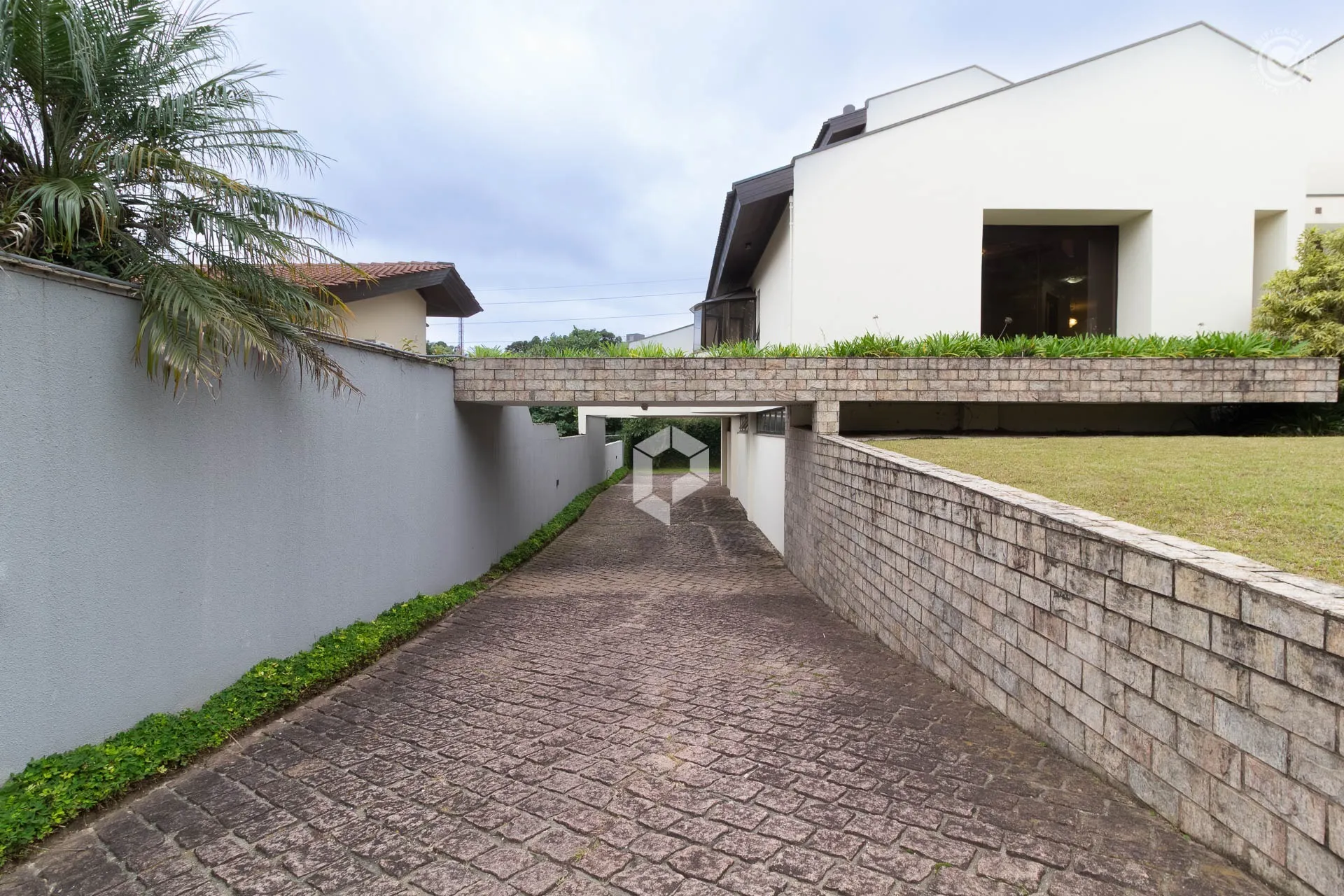 Furnished house with 3 bedrooms and a gas kitchen — photo 34