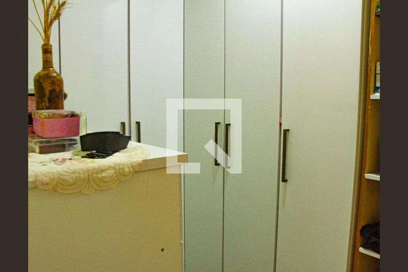 180 m² house with 3 bedrooms, 5 bathrooms, and parking — photo 5