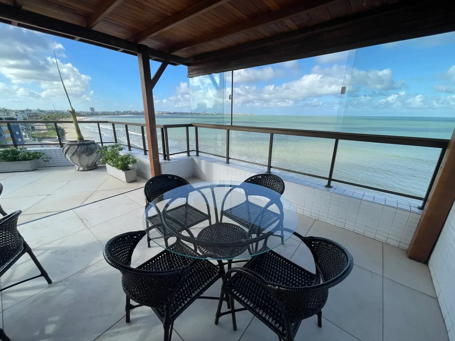 Furnished 1-bedroom apartment with no parking — photo 7