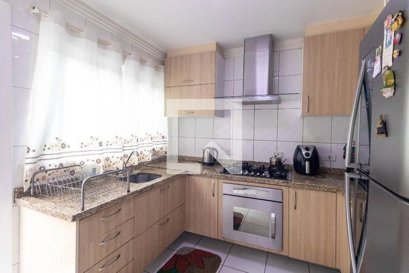 Casa mobiliada, 150 m², com espaço de home office
