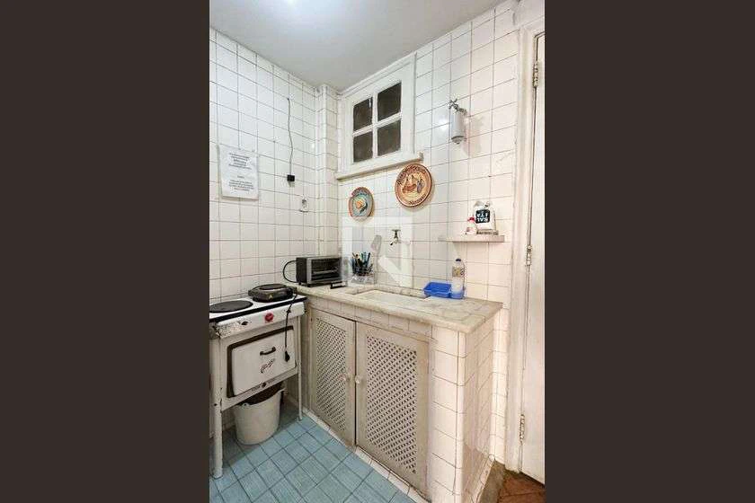 Furnished 4-bedroom apartment with 10 parking spaces — photo 9