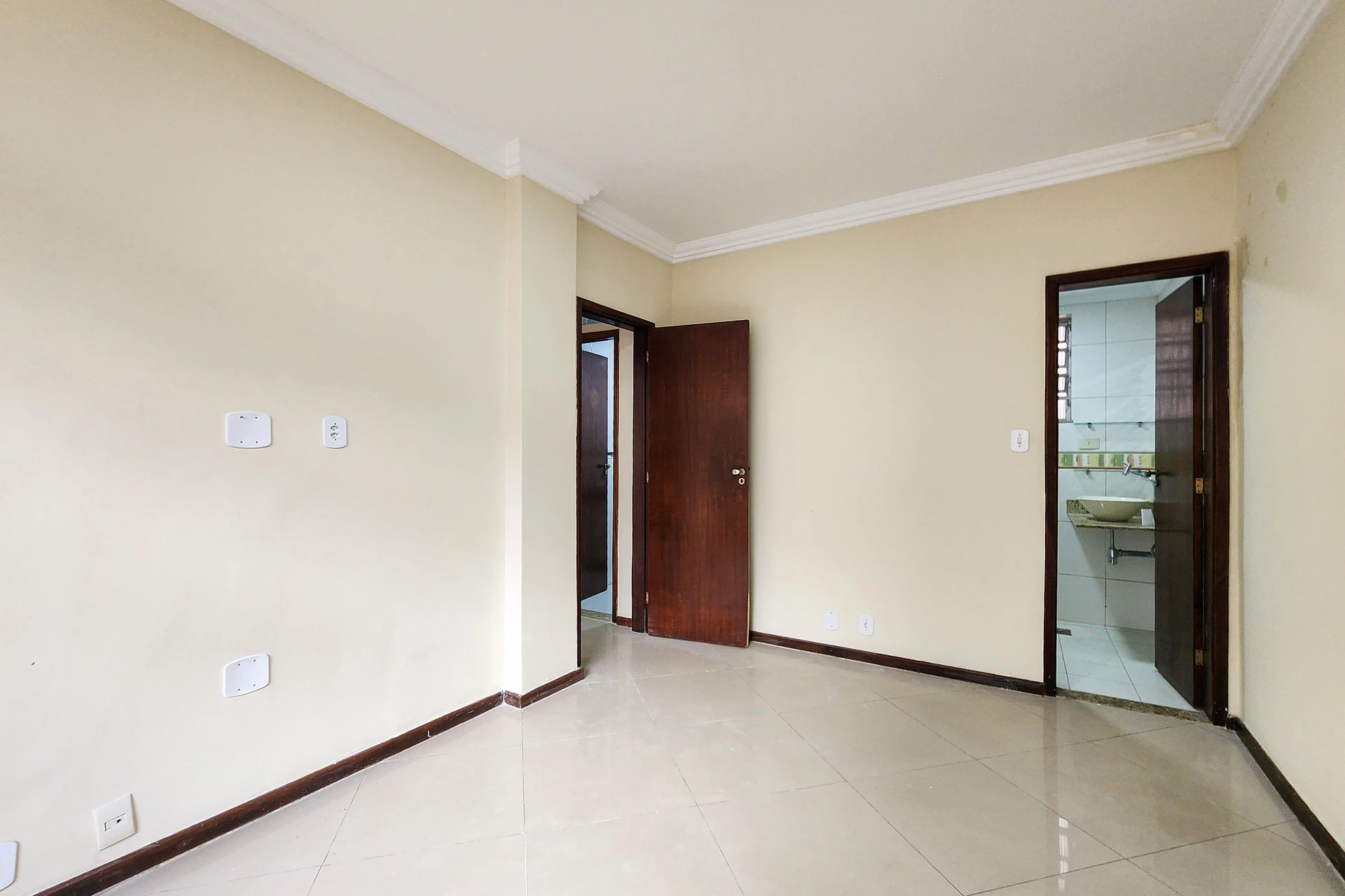 Apartamento de 2 quartos com closet — photo 19