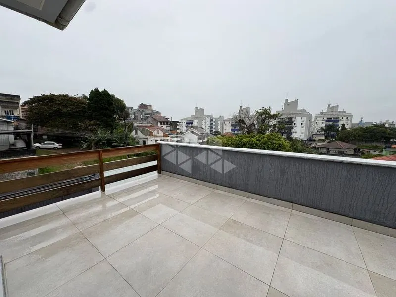 238 m² house with a home office and a dishwasher — photo 24