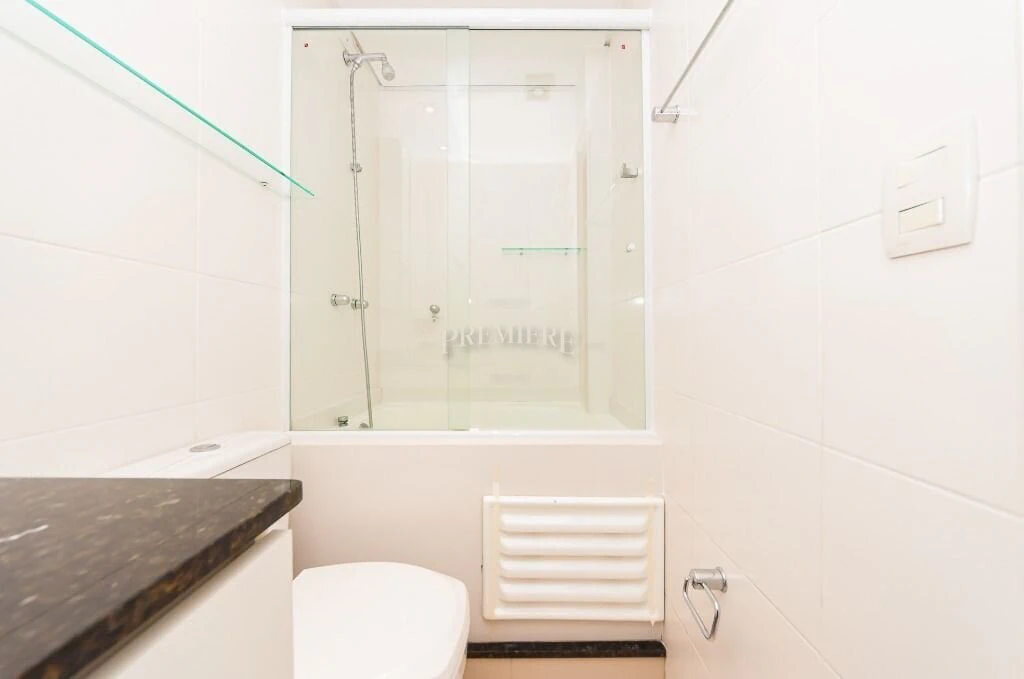 3-bedroom apartment, 1 with its own bathroom, 192 m² — photo 26