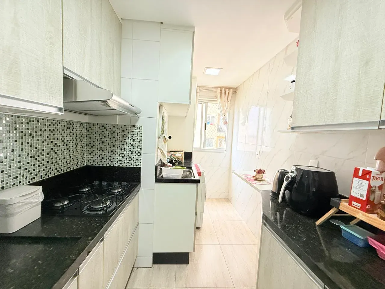 2-bedroom apartment with a washing machine in Curitiba — photo 15