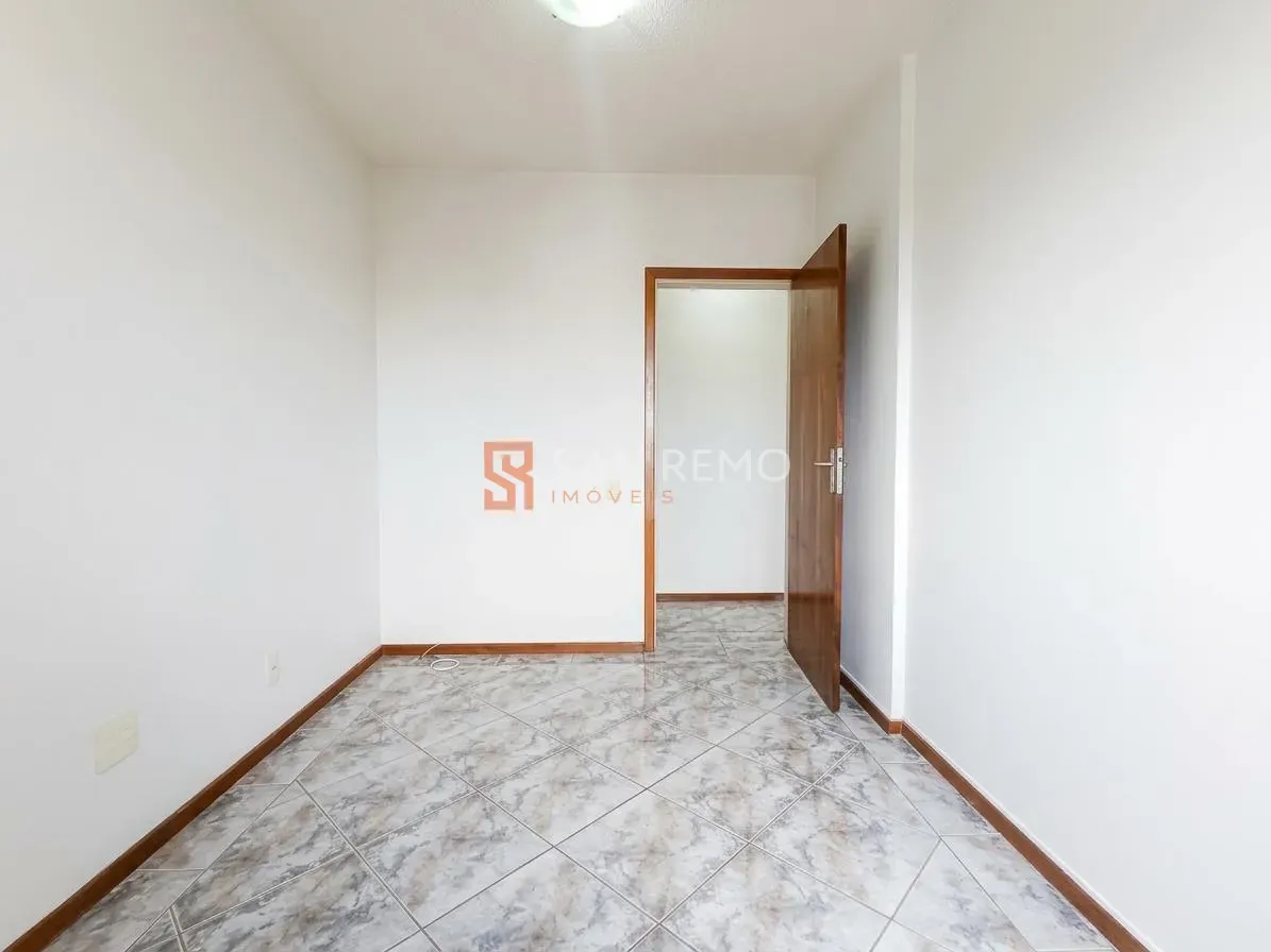 2-bedroom apartment in a building with a gym — photo 14