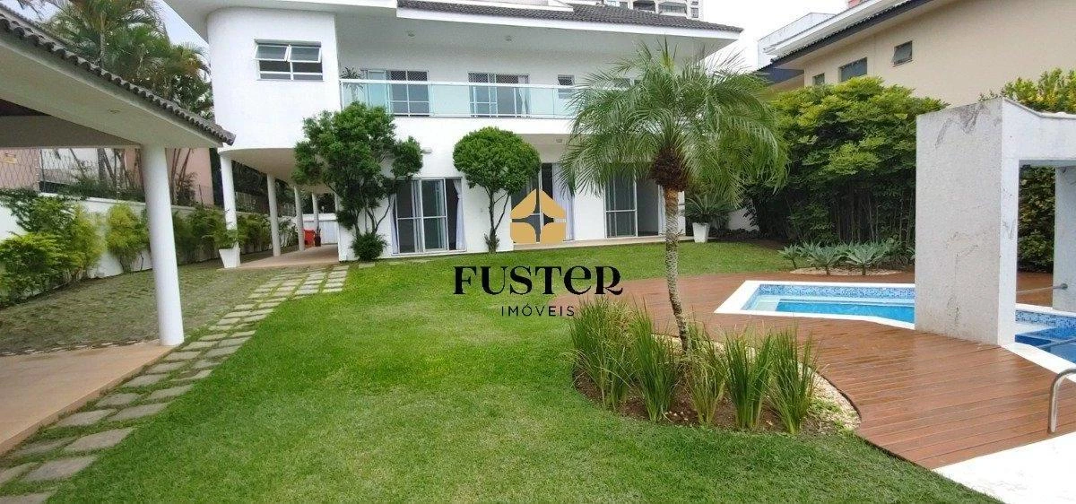 1500 m² house with 5 en-suite bedrooms and 7 baths — photo 13