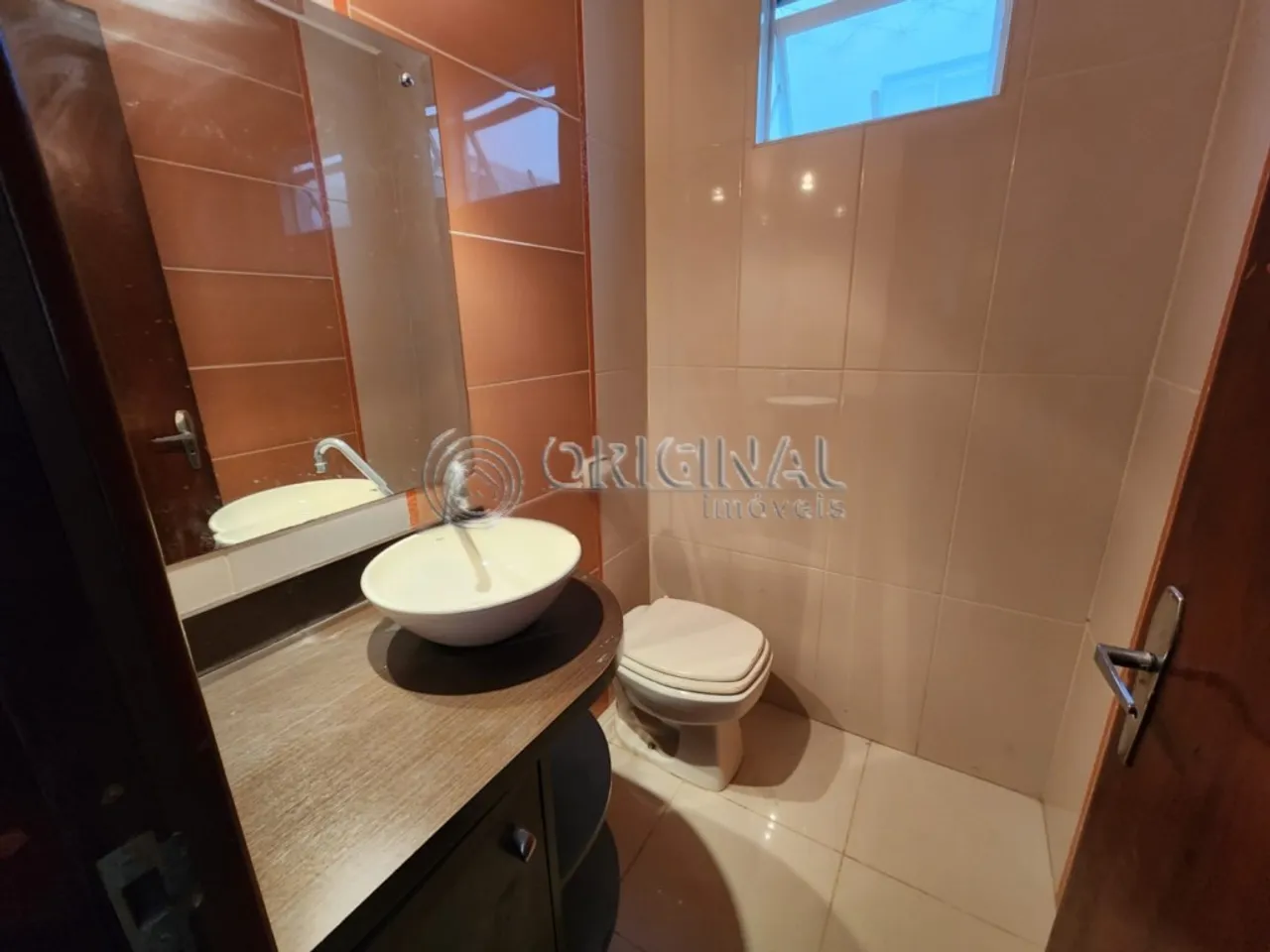 House with 3 bedrooms, 2 suites and private BBQ — photo 15