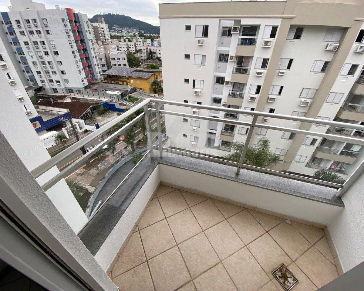 2-bedroom apartment in a building with a gym