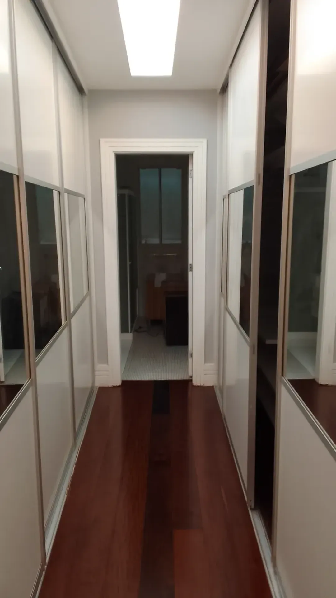 4 quartos e closet: apartamento de 250 m² — photo 24