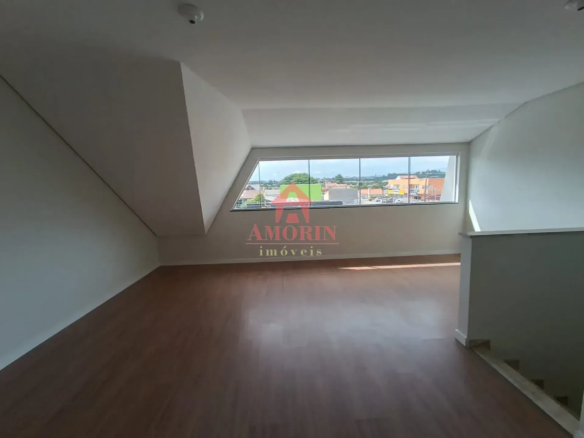 Townhouse with 3 bedrooms, en-suite and balcony — photo 21