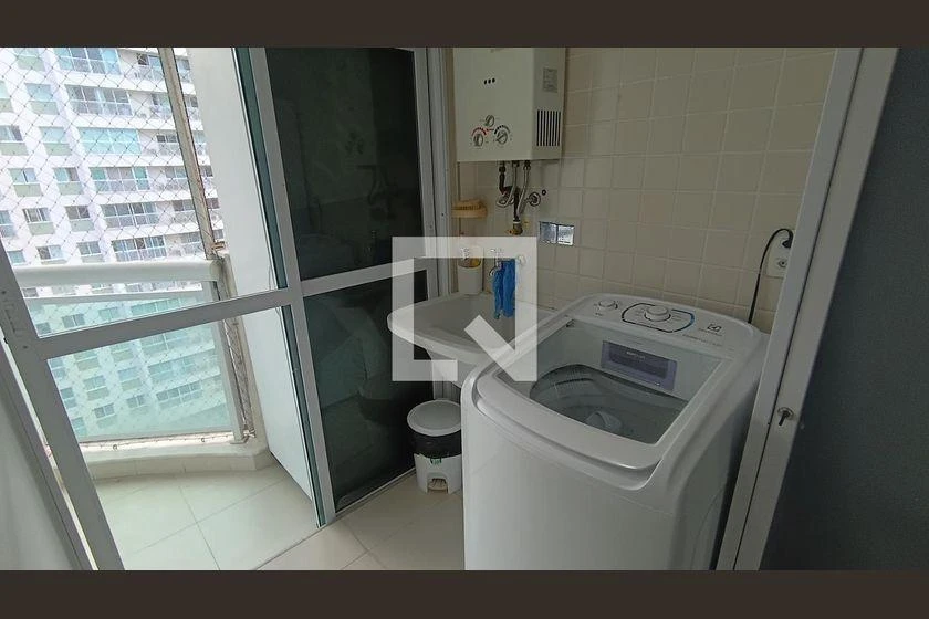 Apartamento de 80 m² com closet e máquina de lavar — photo 17