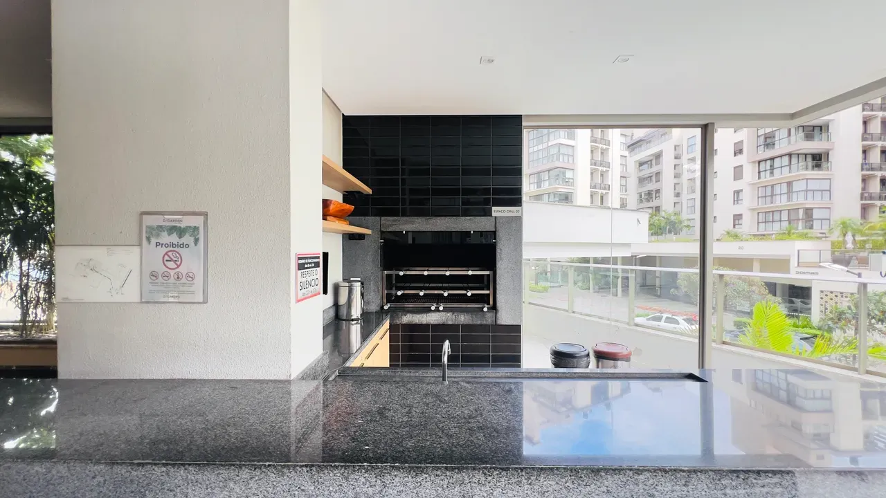 Apartment, 75 m², with floor-to-ceiling windows — photo 35