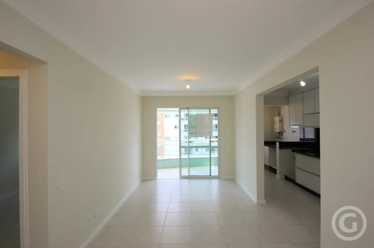 Mountain view in a 2-bedroom apartment, 71 m² — photo 8