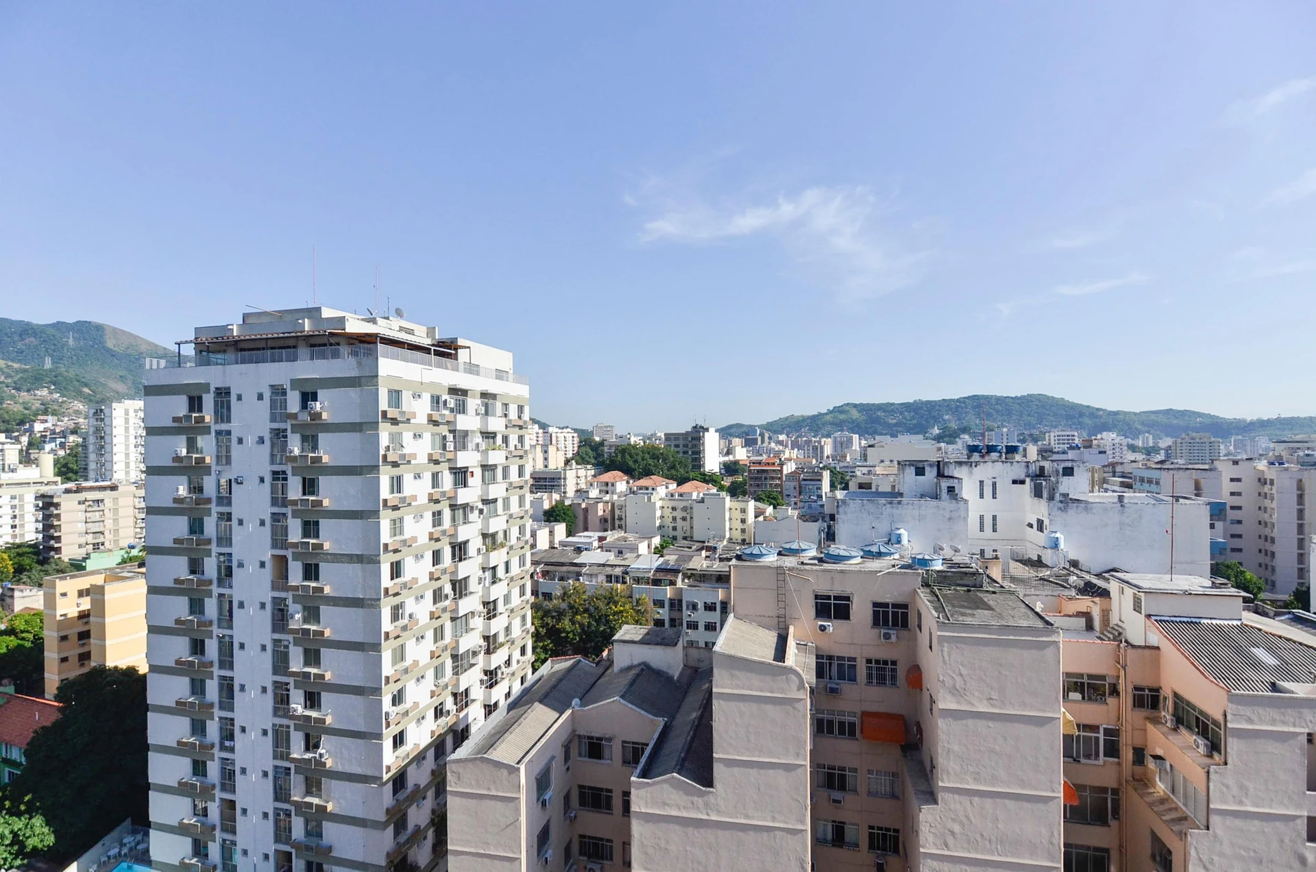 Furnished 3-bedroom apartment with balcony and BBQ grill — photo 55