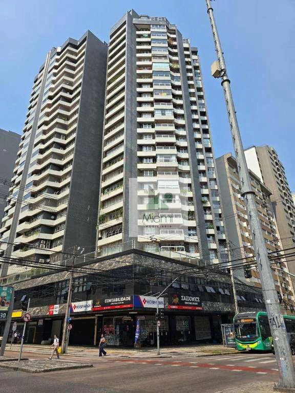 4-bedroom apartment with 3 parking spots and 348 m² — photo 3