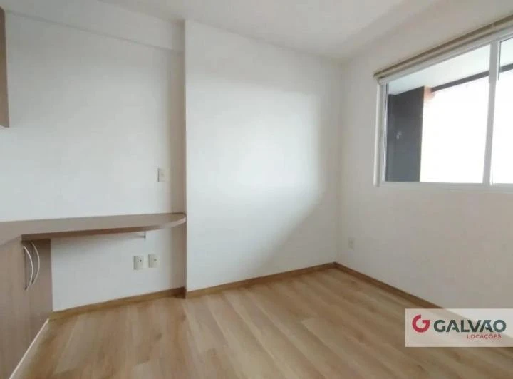 Furnished 1-bedroom apartment with an open kitchen — photo 2