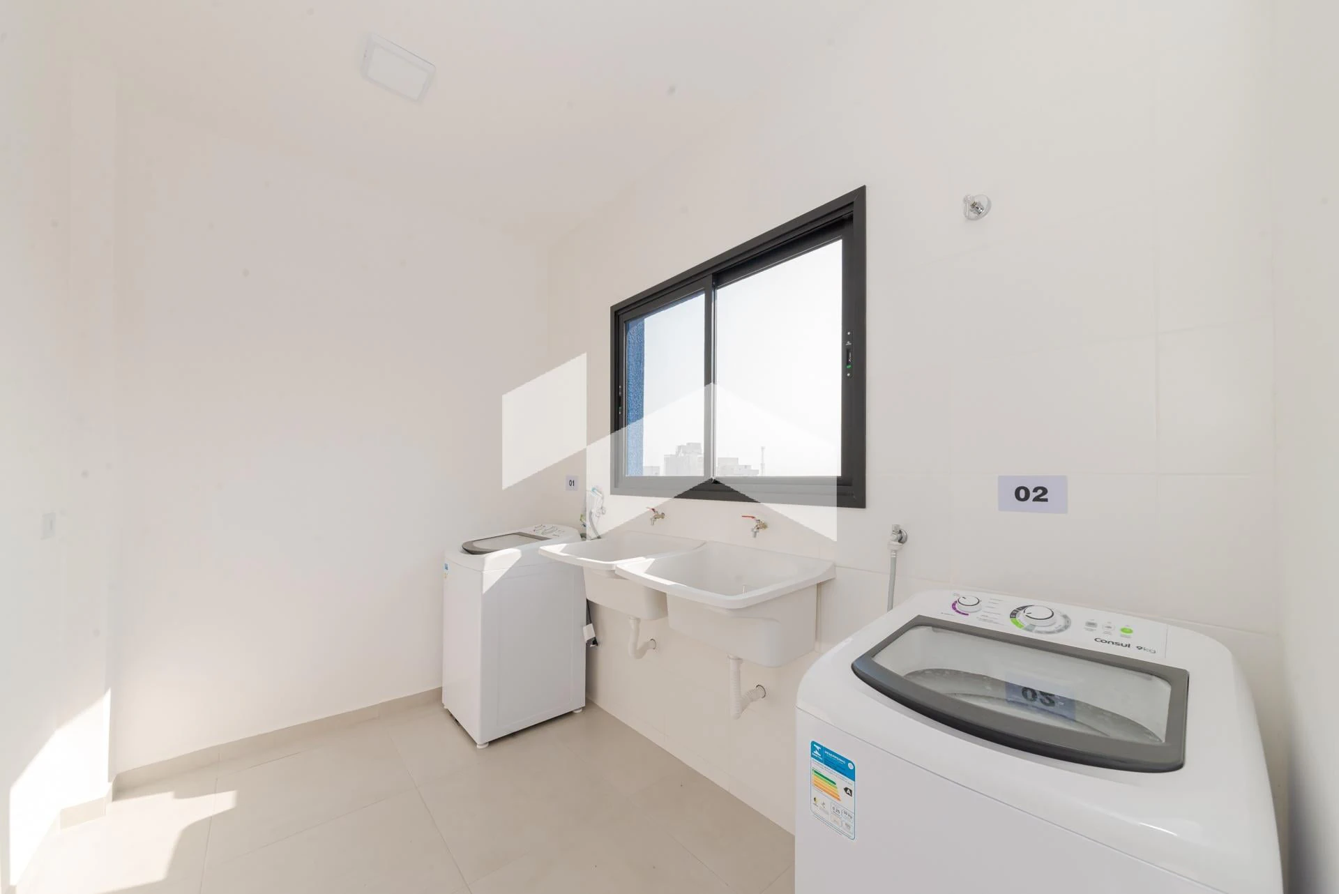 One-bedroom apartment with a private BBQ — photo 7