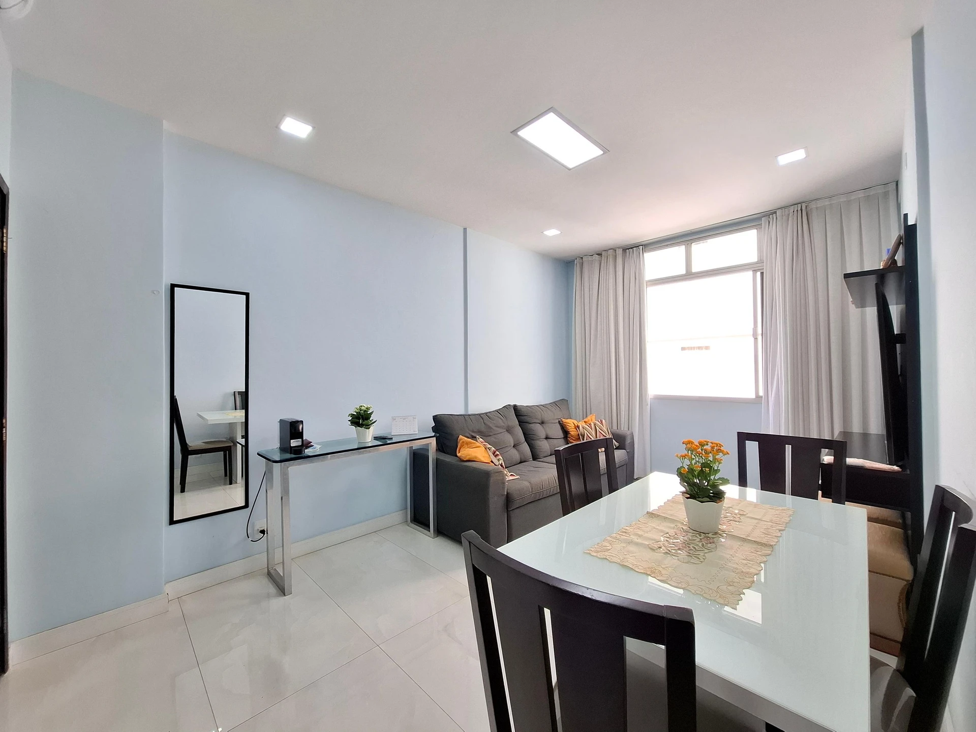 2-bedroom apartment with a home office — photo 12