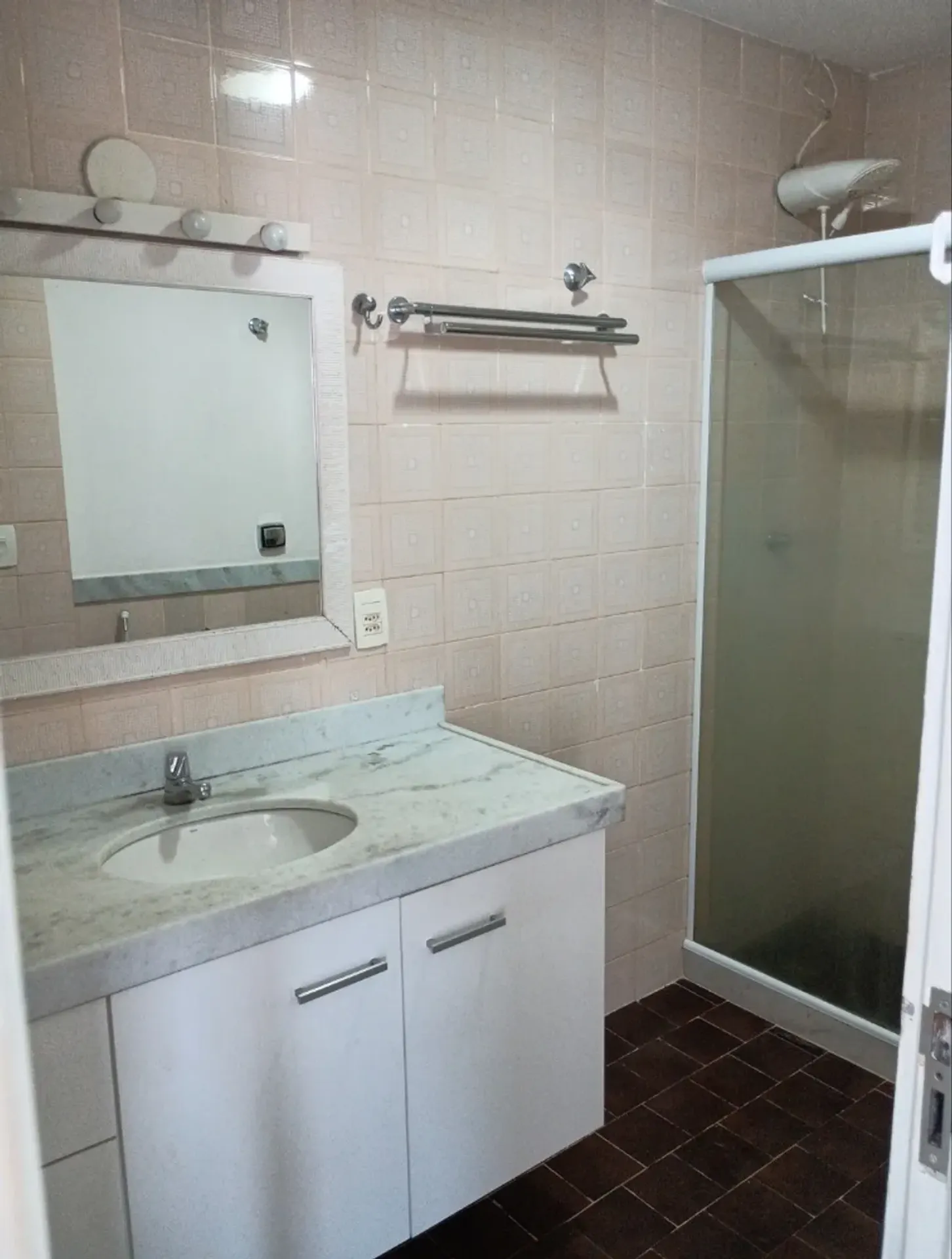 1-bedroom apartment on the 9th floor with parking — photo 15