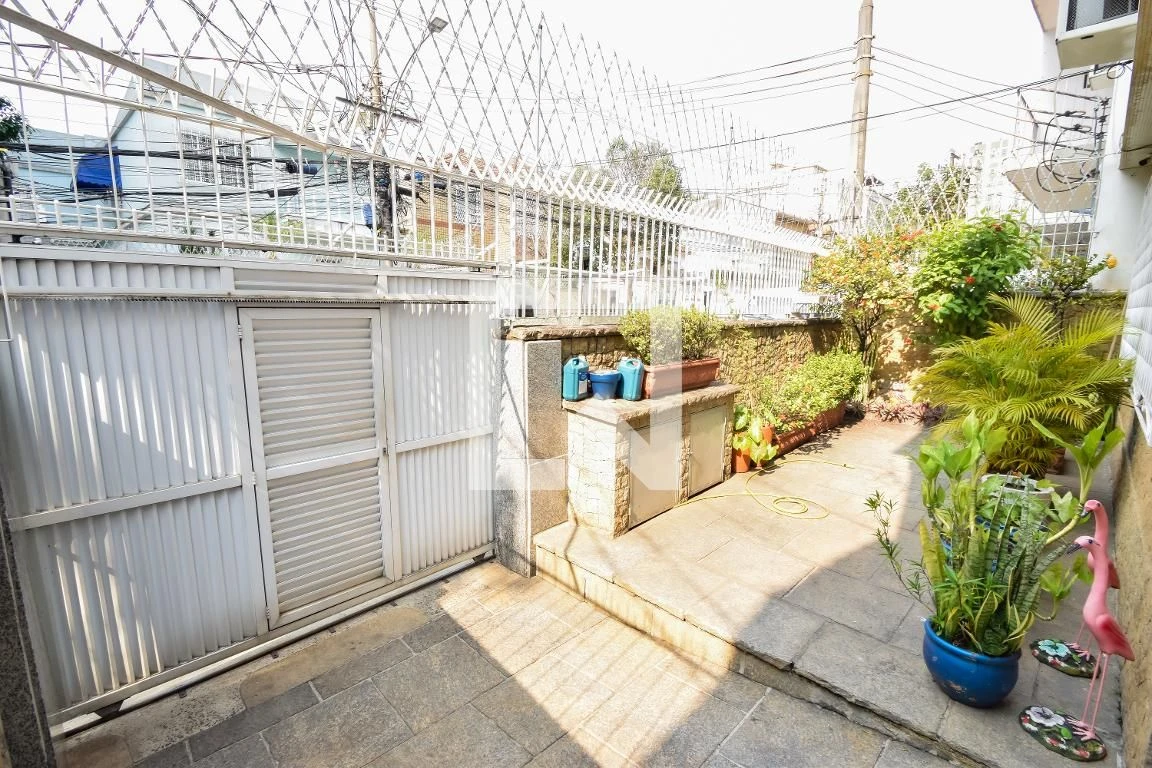 Casa mobiliada com 6 quartos e 3 suítes com jardim e BBQ — photo 38