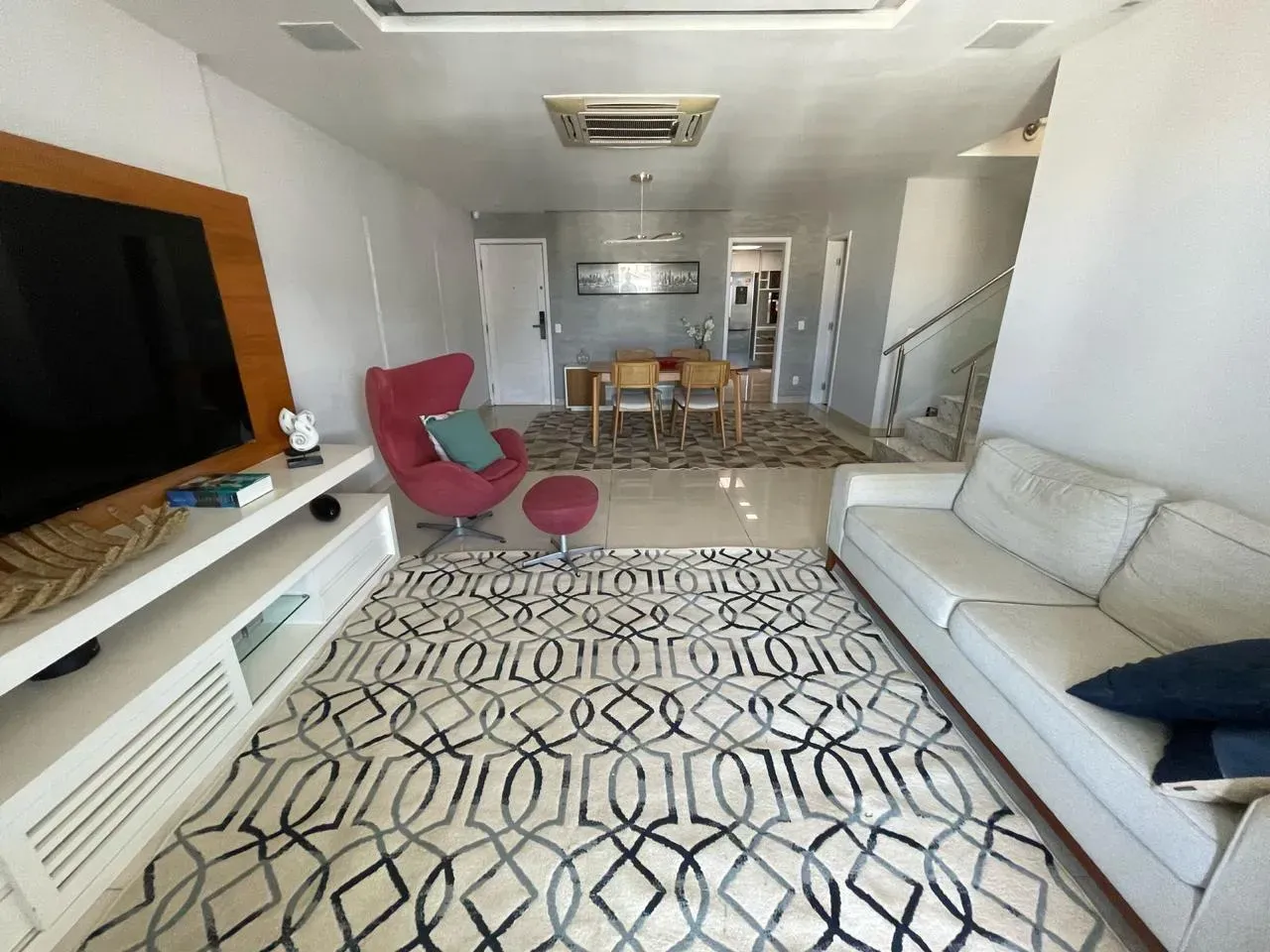 Furnished 350 m² apartment with 3 bedrooms and 6 baths — photo 13