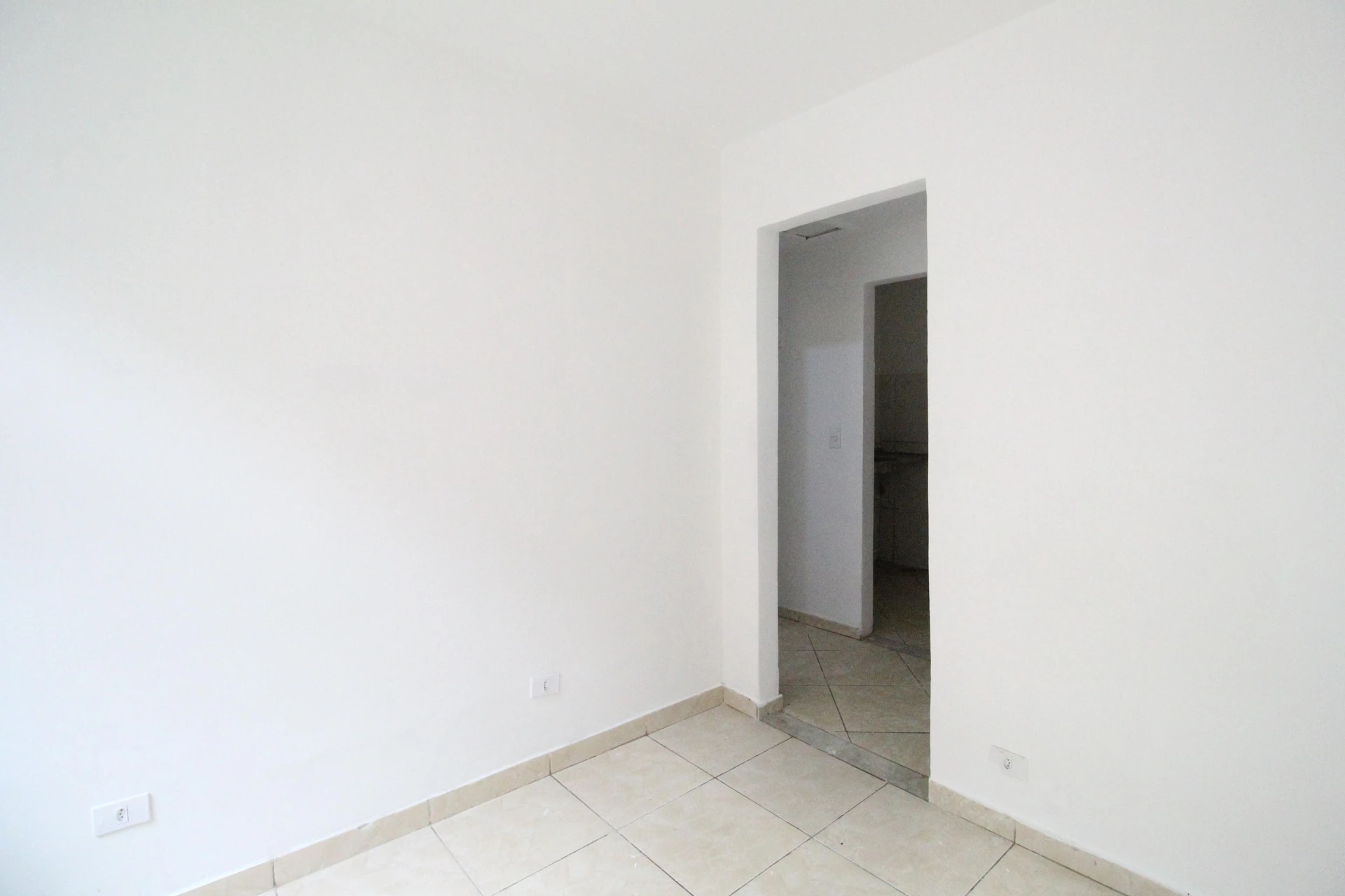 House with 1 bedroom and 1 bathroom with electric shower — photo 17