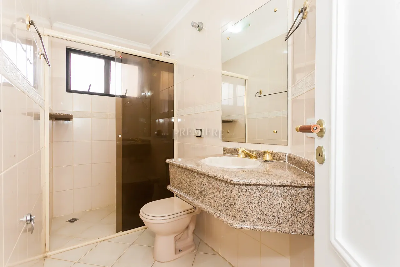 Unfurnished 3-bedroom house with private garden — photo 17