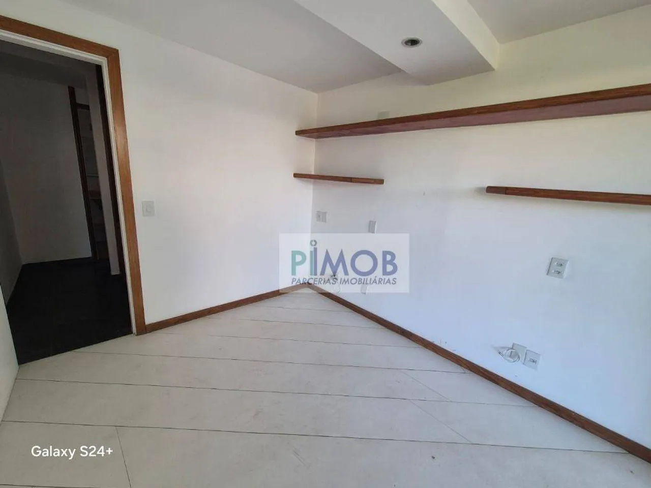 Apartamento de 2 quartos e 104 m² com área de lavanderia — photo 20