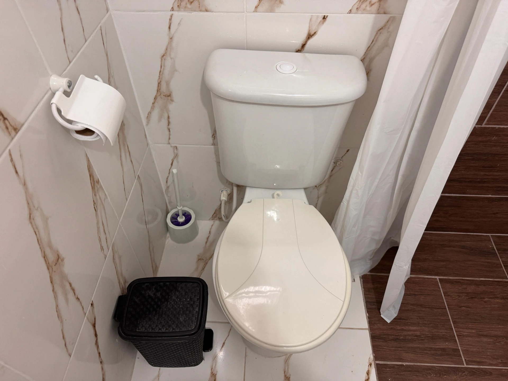 Washing machine in a one-bedroom house, 76 m² — photo 14