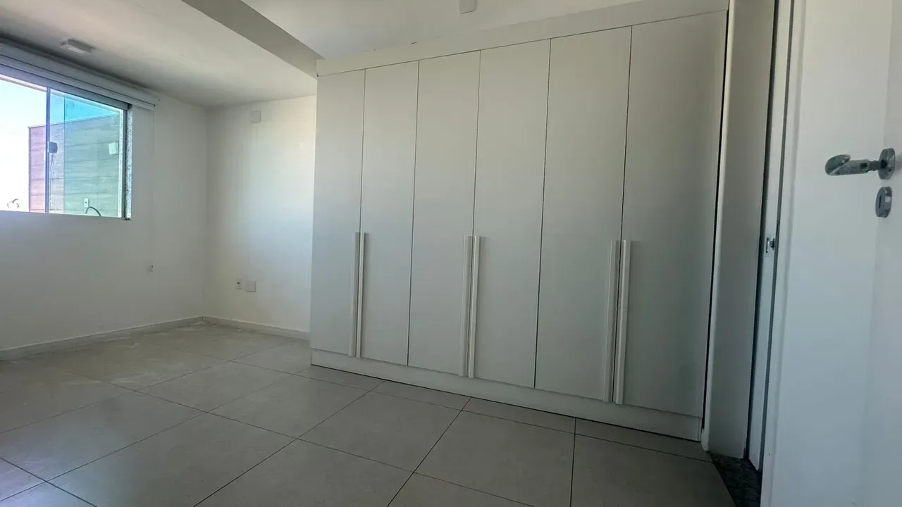 Apartment with 3 bedrooms and 5 bathrooms, 2 parking spots — photo 36