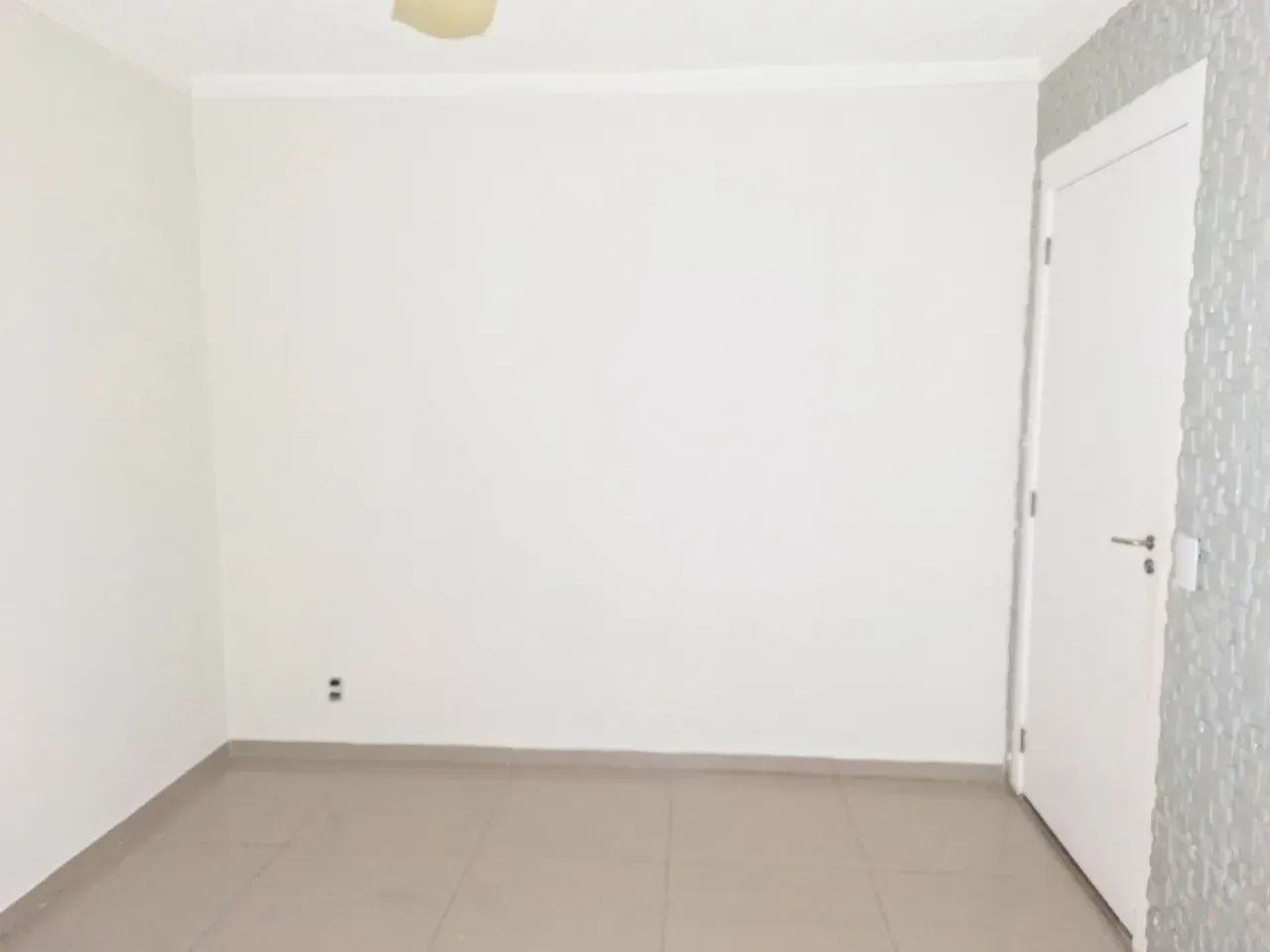 2-bedroom apartment with glass shower and 44 m² — photo 6