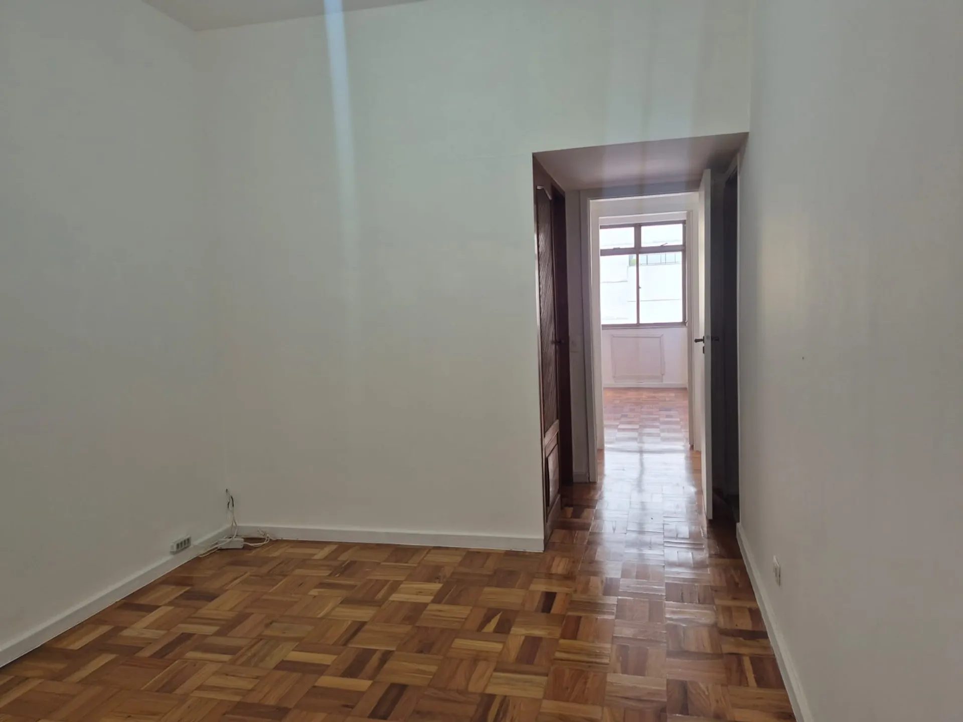 3-bedroom apartment with 3 bathrooms and city views — photo 24