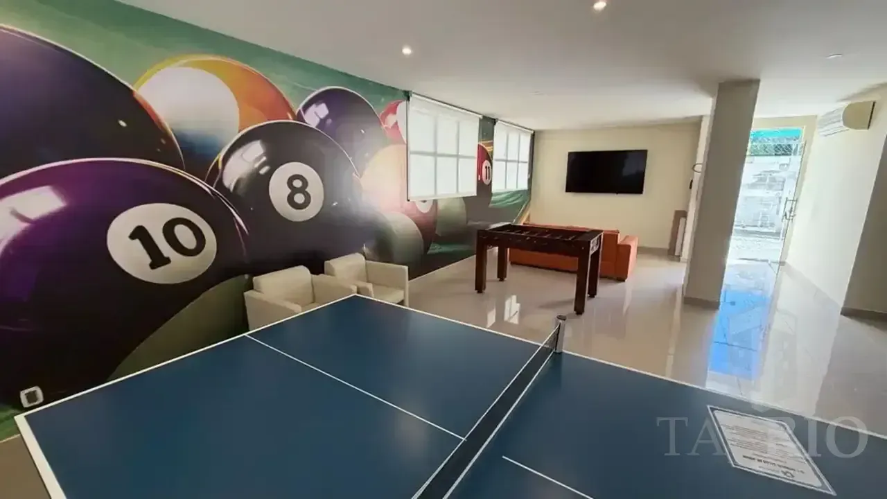 Furnished penthouse with 3 bedrooms and 3 baths — photo 42