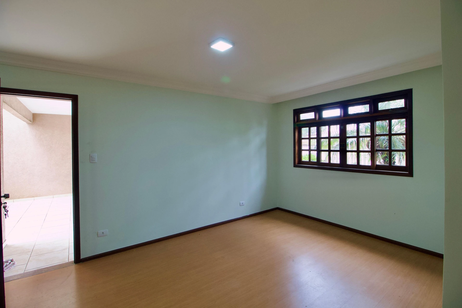 4-bedroom house with a garden in Curitiba — photo 9