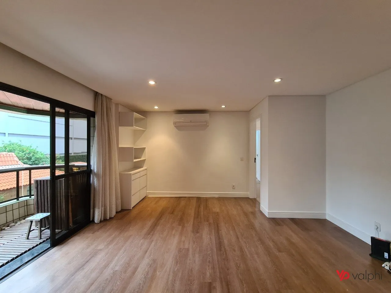 Квартира з 3 спальнями, 4 ванними та 2 паркомісцями — photo 7