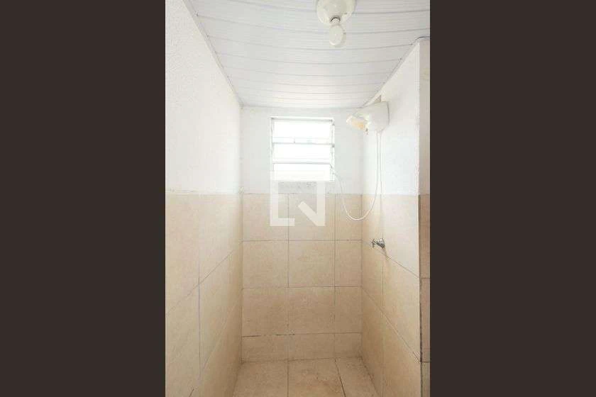 Оренда квартири з 2 спальнями та окремою кухнею — photo 15