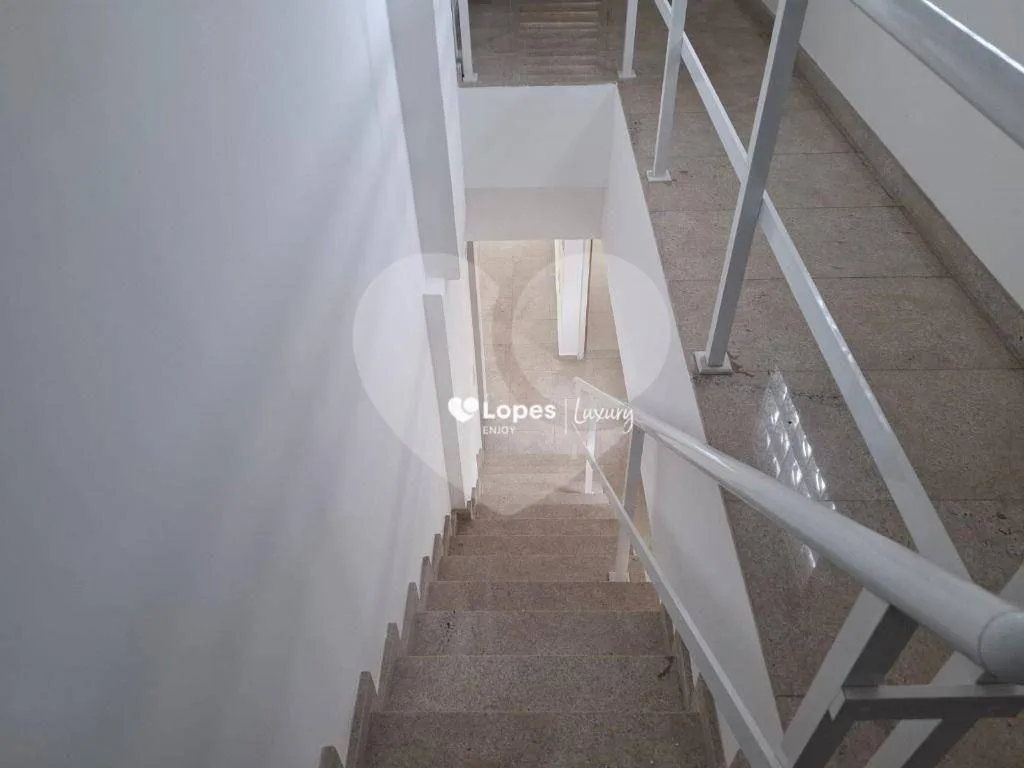 Unfurnished apartment with 3 en-suite bedrooms and 5 baths — photo 28