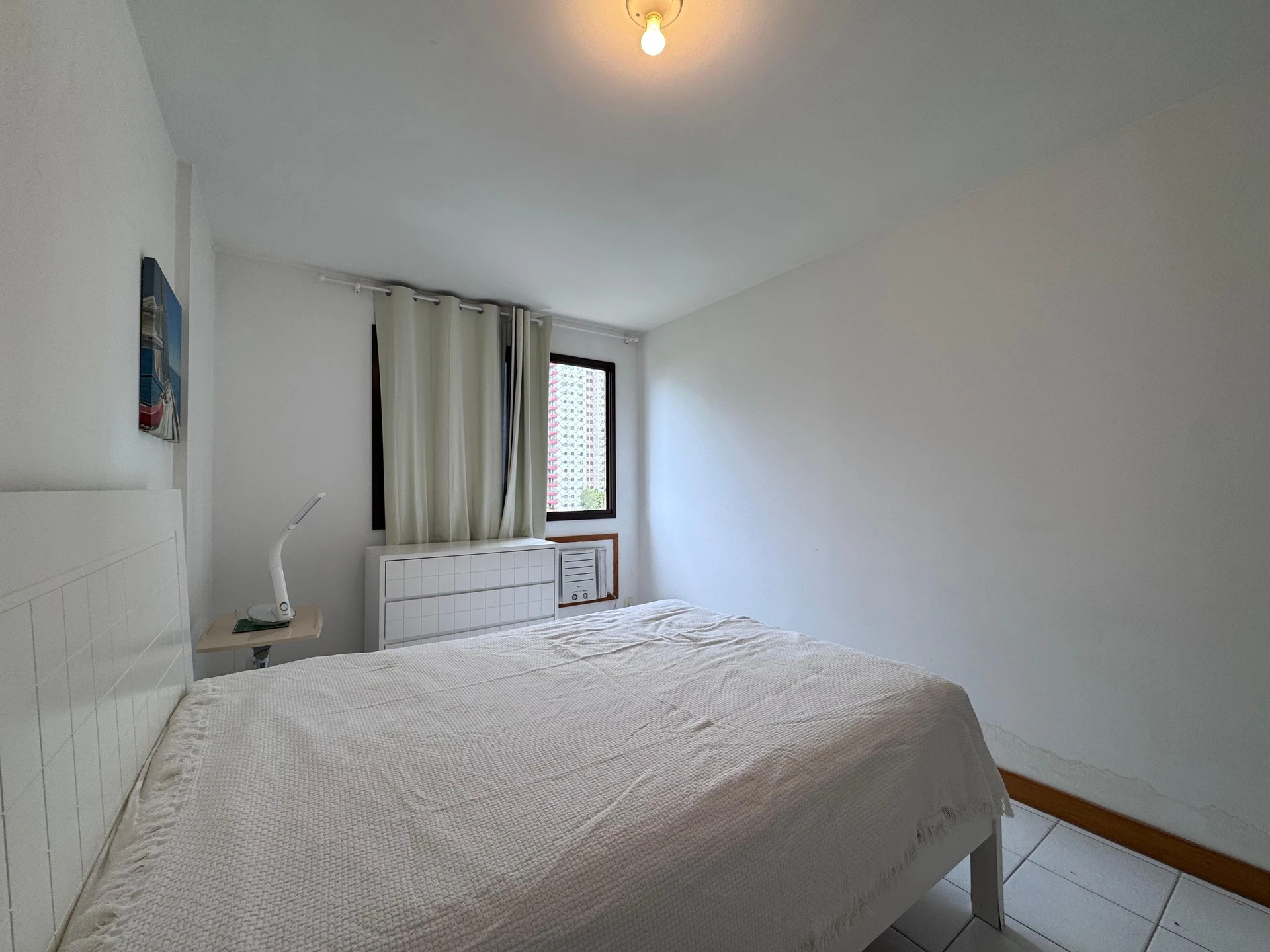 Furnished 2-bedroom apartment with 1 suite — photo 4