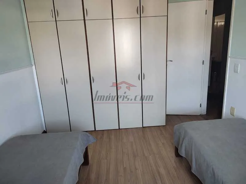 Duplex house with 4 bedrooms and 3 bathrooms and 6 parking spots — photo 12