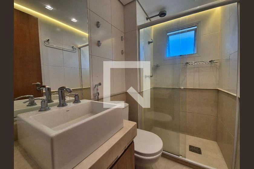 Furnished 3-bedroom apartment with balcony and views — photo 48