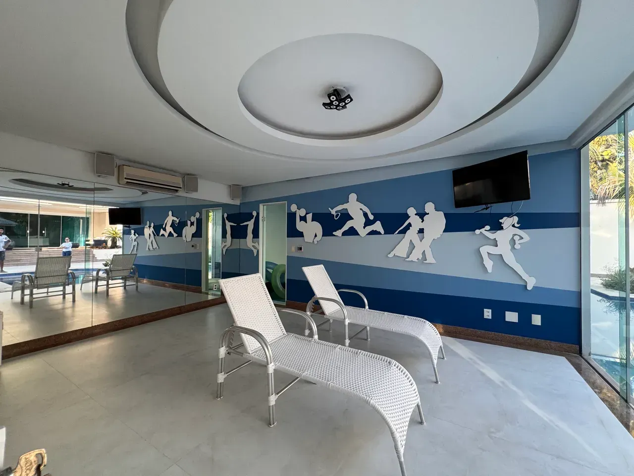 Furnished 800 m² house on the 4th floor with 8 parking spots — photo 25
