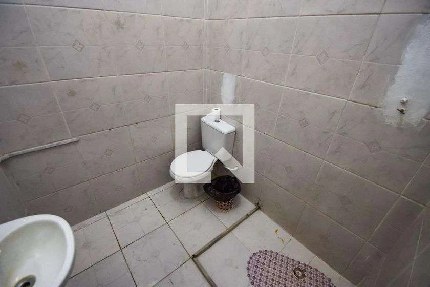 Дом с 4 спальнями, 3 парковками и частным садом — photo 27