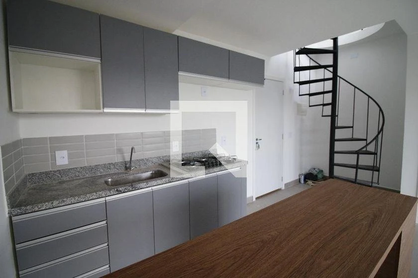 2-bedroom apartment in a building with a pool — photo 3